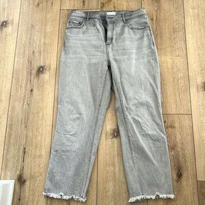 LOFT The Curvy Straight Crop Jeans in Stone 👖